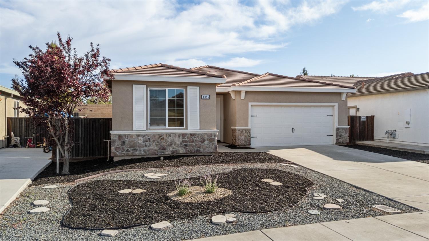 Detail Gallery Image 43 of 45 For 1355 Santona St, Manteca,  CA 95337 - 3 Beds | 2 Baths