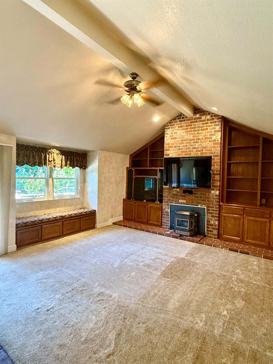 Detail Gallery Image 15 of 56 For 14704 Guadalupe Dr, Rancho Murieta,  CA 95683 - 4 Beds | 3 Baths