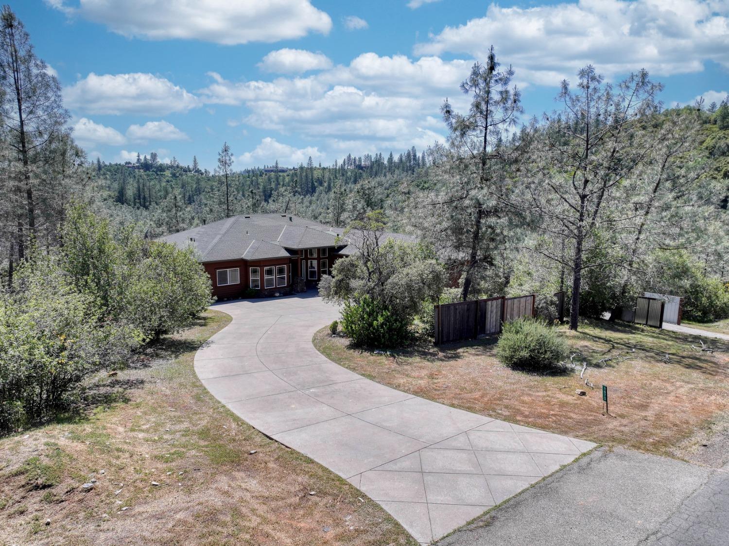 Detail Gallery Image 4 of 71 For 1470 Ponderosa Way, Colfax,  CA 95713 - 3 Beds | 2 Baths