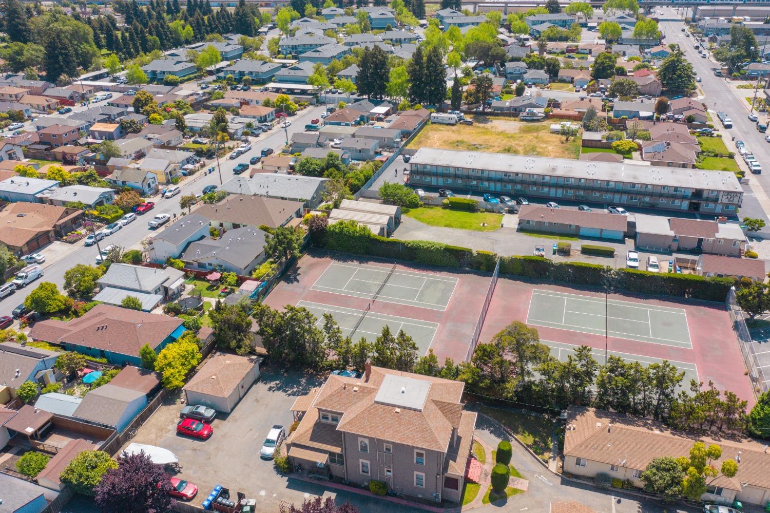 Detail Gallery Image 40 of 48 For 1305 144th Ave, San Leandro,  CA 94578 - 2 Beds | 2/1 Baths