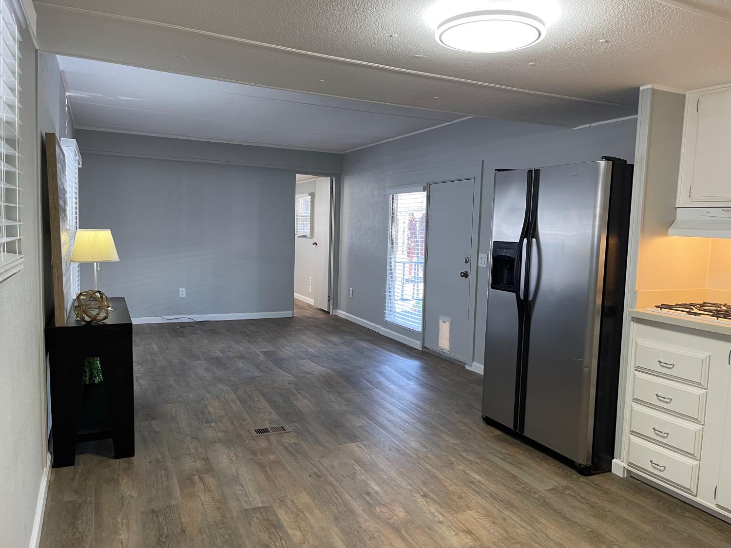 Detail Gallery Image 10 of 34 For 237 Palm View Ln, Rancho Cordova,  CA 95670 - 2 Beds | 1/1 Baths