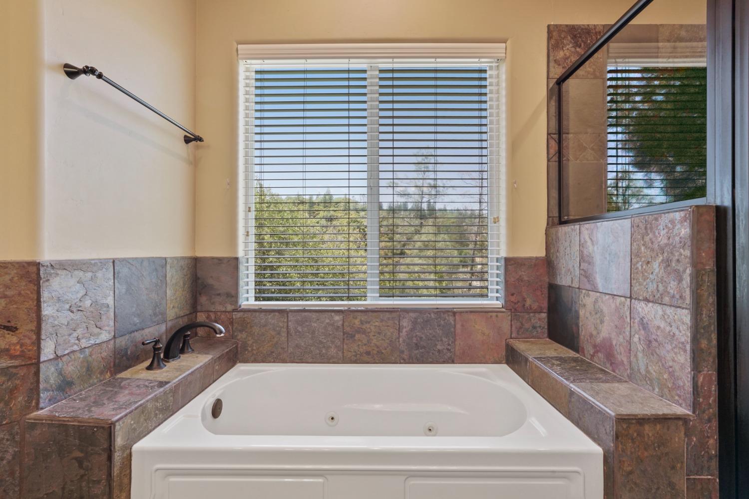 Detail Gallery Image 34 of 71 For 1470 Ponderosa Way, Colfax,  CA 95713 - 3 Beds | 2 Baths