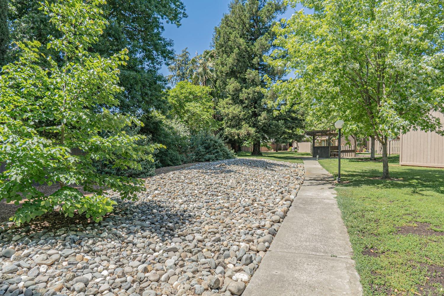 Photo #27: 225059717 Listing: Photo #27