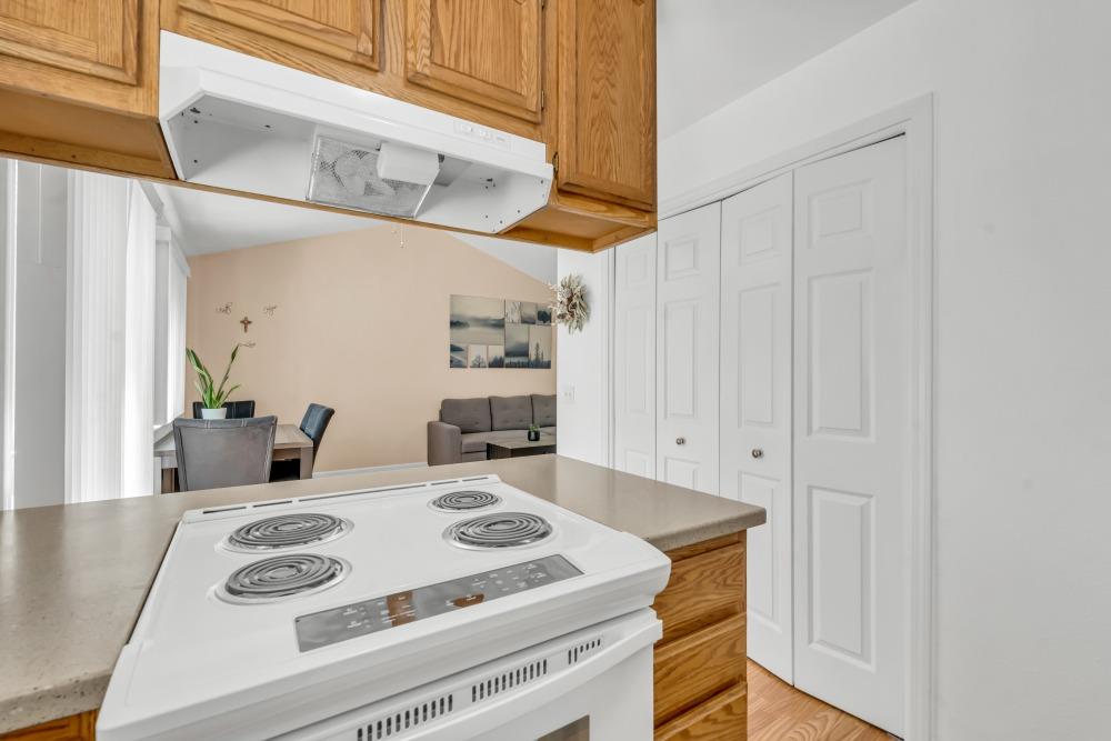 Photo #7: 225059817 Listing: Photo #7