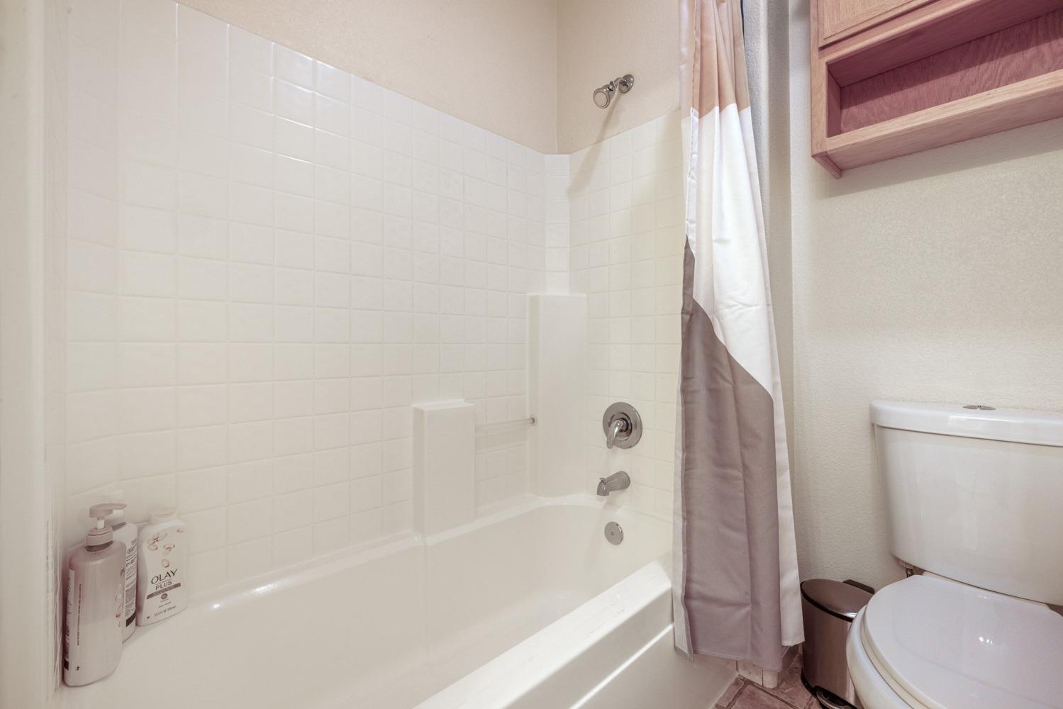 Detail Gallery Image 39 of 67 For 2500 Paseo De Leon, Turlock,  CA 95382 - 4 Beds | 2/1 Baths