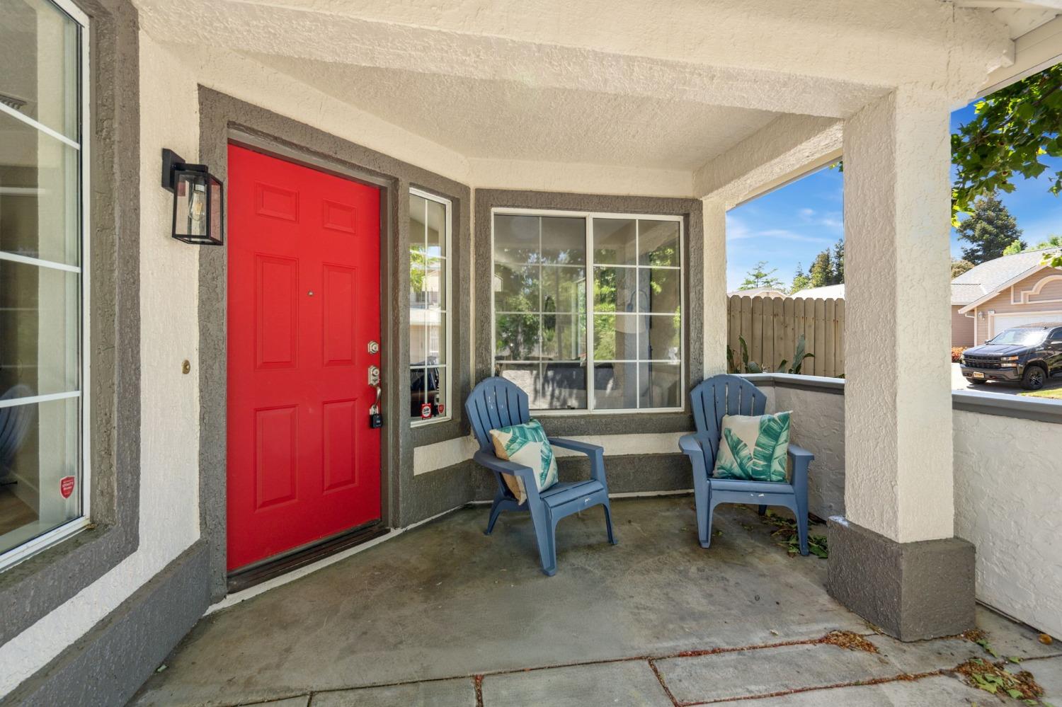 Detail Gallery Image 3 of 33 For 9200 Redwater Dr, Antelope,  CA 95843 - 4 Beds | 3 Baths