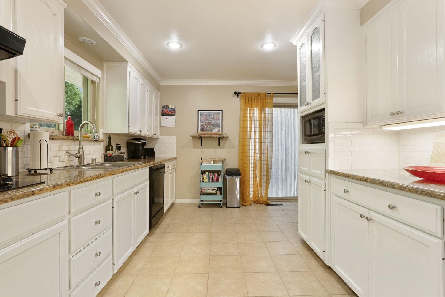 Detail Gallery Image 21 of 53 For 540 S Rose St, Lodi,  CA 95240 - 3 Beds | 2 Baths