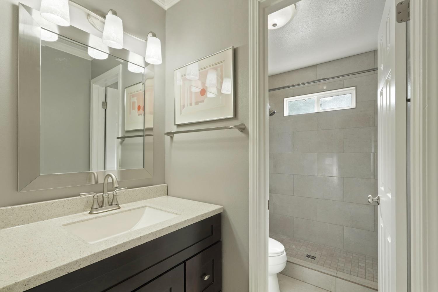 Detail Gallery Image 30 of 37 For 2235 Starr Dr, Lodi,  CA 95242 - 3 Beds | 2 Baths