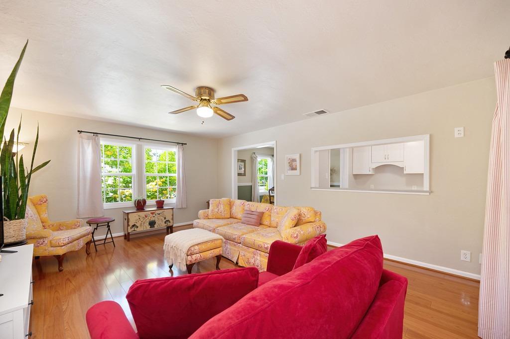 Detail Gallery Image 53 of 80 For 2901 61st St, Sacramento,  CA 95817 - 3 Beds | 1/1 Baths