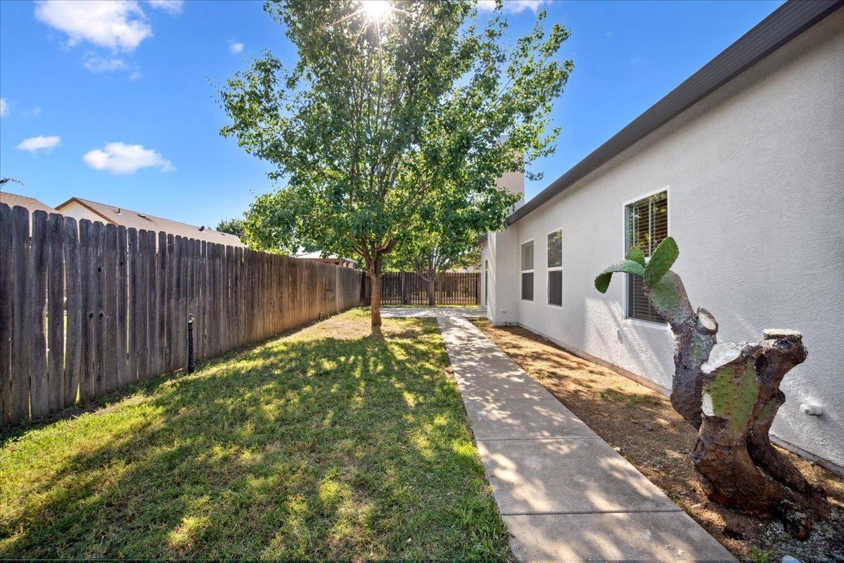 Detail Gallery Image 43 of 45 For 1128 Skyline Dr, Yuba City,  CA 95991 - 4 Beds | 2 Baths