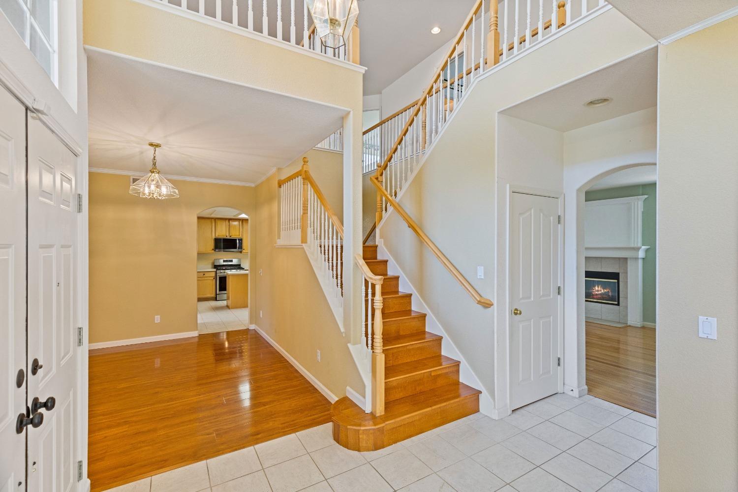 Detail Gallery Image 35 of 62 For 7920 Tetotom Park Way, Antelope,  CA 95843 - 5 Beds | 3 Baths