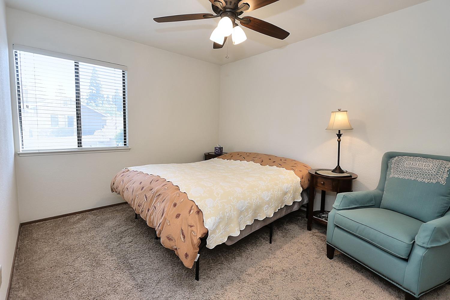 Detail Gallery Image 40 of 69 For 1982 University Park Dr, Sacramento,  CA 95825 - 3 Beds | 2/1 Baths