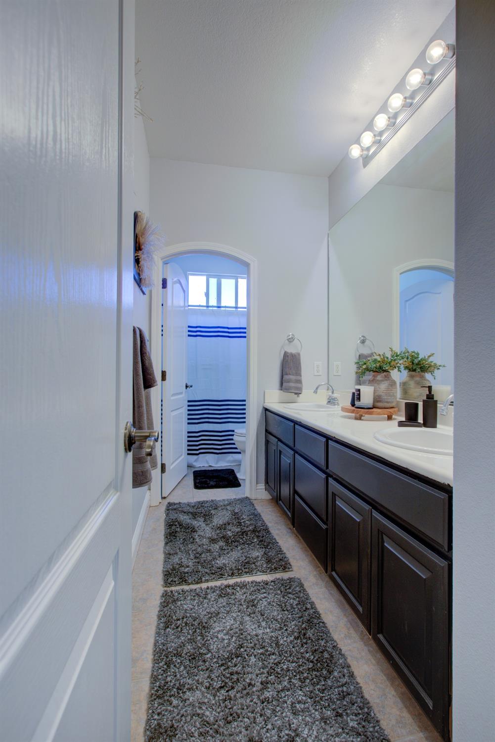 Detail Gallery Image 24 of 75 For 4008 Calais, Modesto,  CA 95356 - 4 Beds | 3 Baths