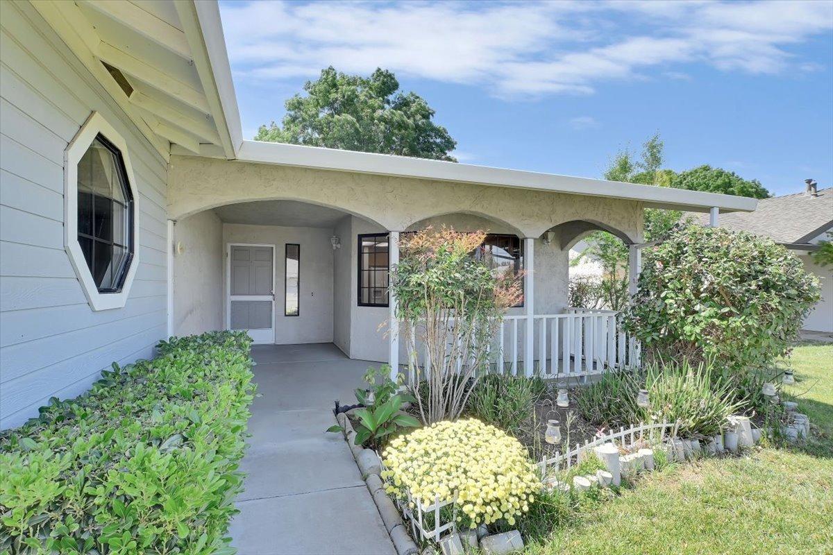 Detail Gallery Image 4 of 49 For 841 Brennan Pl, Willows,  CA 95988 - 3 Beds | 2 Baths
