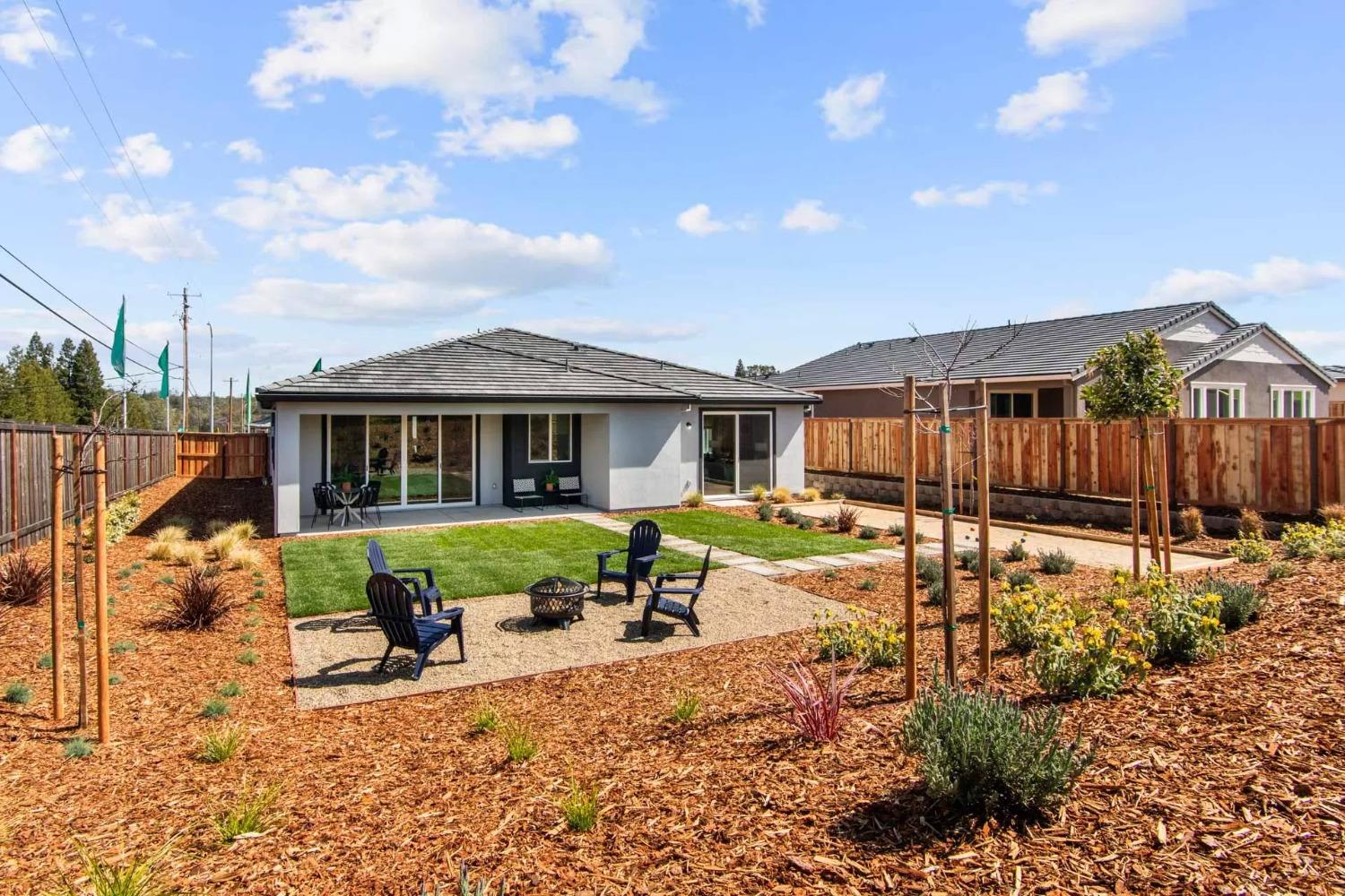 Detail Gallery Image 43 of 54 For 2500 Bramble Ct, Auburn,  CA 95603 - 3 Beds | 2/1 Baths