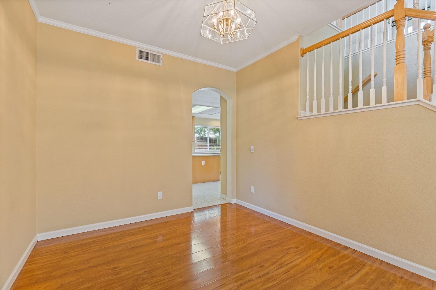 Detail Gallery Image 17 of 62 For 7920 Tetotom Park Way, Antelope,  CA 95843 - 5 Beds | 3 Baths