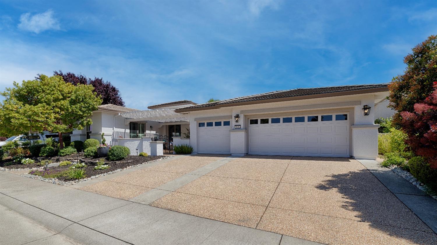 Detail Gallery Image 4 of 61 For 839 Wagon Wheel Ln, Lincoln,  CA 95648 - 2 Beds | 2/1 Baths