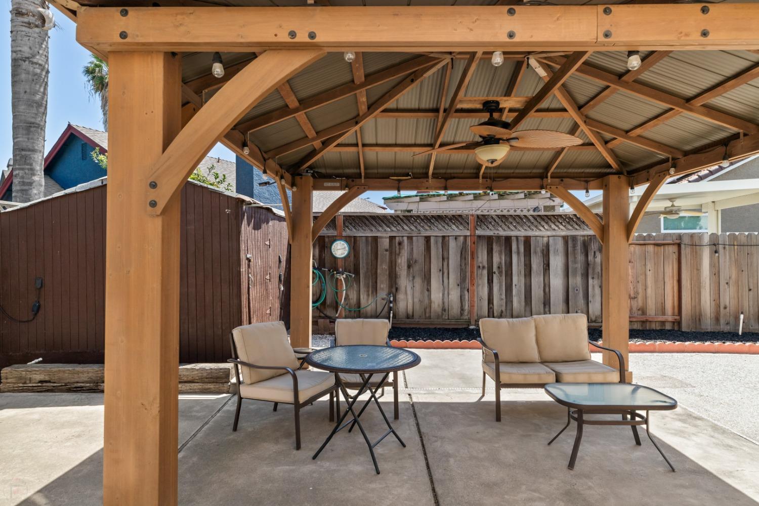 Detail Gallery Image 34 of 34 For 1430 Harvest Ln, Tracy,  CA 95376 - 5 Beds | 3 Baths