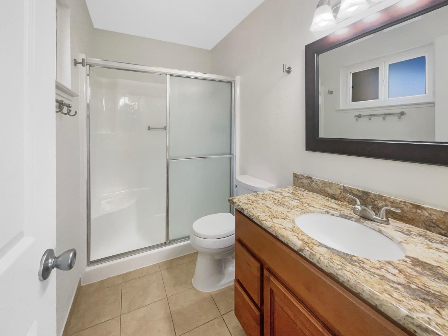 Detail Gallery Image 7 of 29 For 3023 Rosemont Dr, Sacramento,  CA 95826 - 3 Beds | 2 Baths