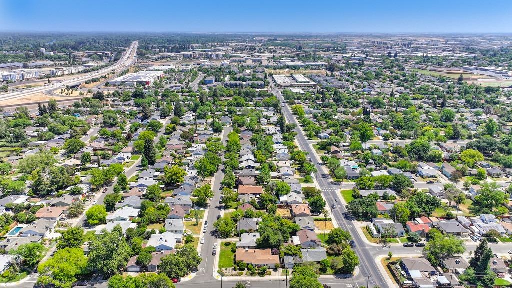 Detail Gallery Image 77 of 80 For 2901 61st St, Sacramento,  CA 95817 - 3 Beds | 1/1 Baths