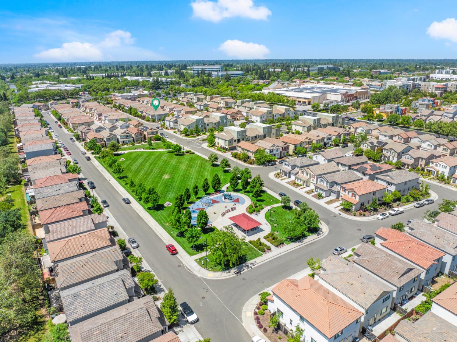 Detail Gallery Image 6 of 43 For 10853 Barden Dr, Rancho Cordova,  CA 95670 - 3 Beds | 2/1 Baths