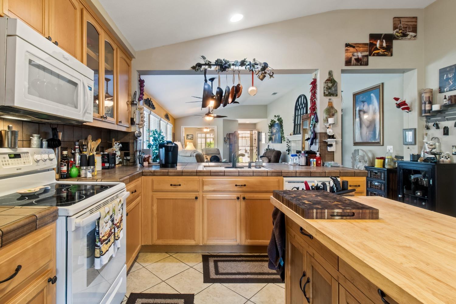 Detail Gallery Image 12 of 26 For 1474 Antioch Ct, Merced,  CA 95348 - 3 Beds | 2 Baths
