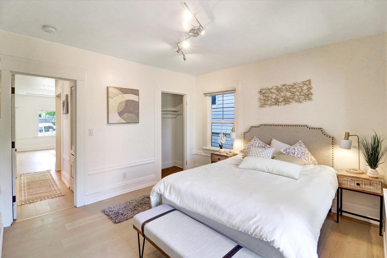 Detail Gallery Image 12 of 38 For 1412 E 32 St, Oakland,  CA 94602 - 3 Beds | 2 Baths