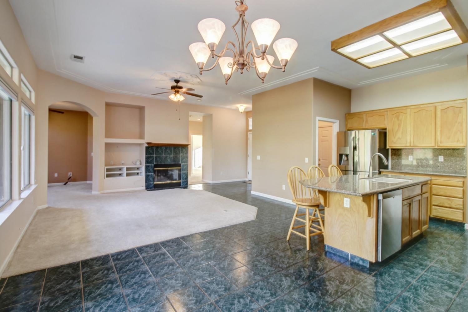 Detail Gallery Image 10 of 37 For 614 Fairway Dr, Ione,  CA 95640 - 2 Beds | 2 Baths