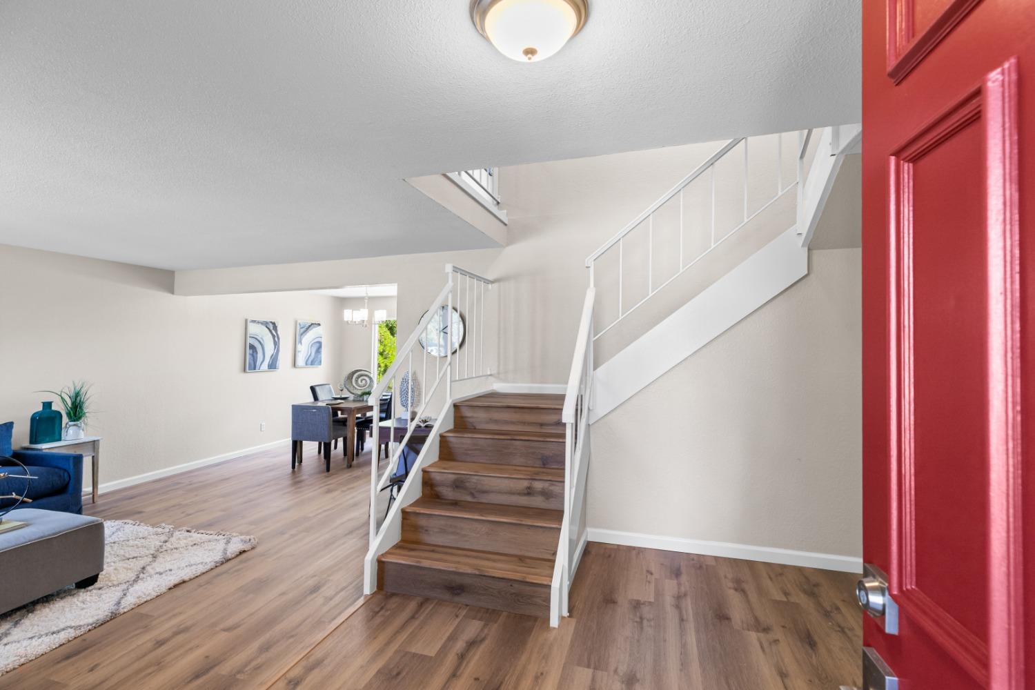 Detail Gallery Image 8 of 49 For 1340 Renown Dr, Tracy,  CA 95376 - 4 Beds | 2/1 Baths