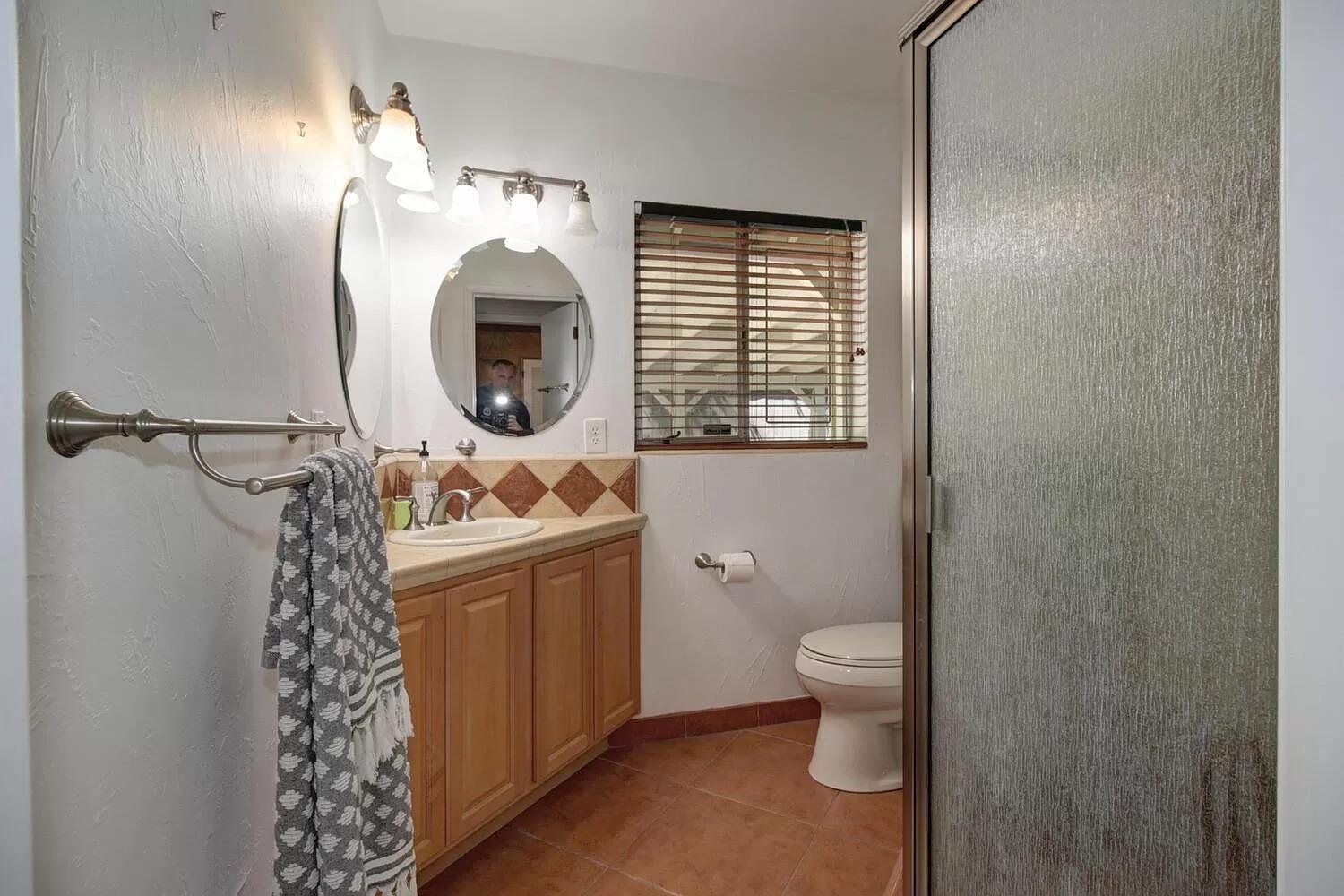 Detail Gallery Image 39 of 42 For 301 Baldwin Way, Sacramento,  CA 95864 - 5 Beds | 3 Baths