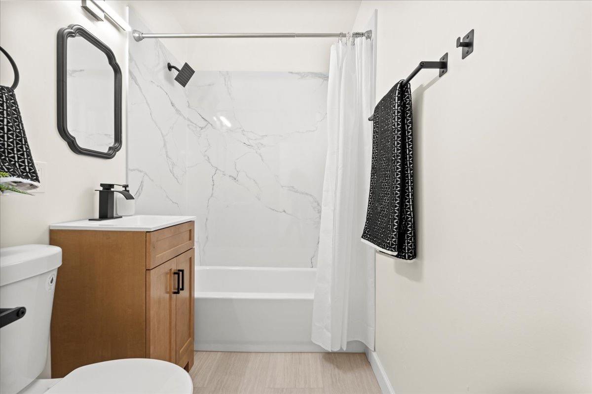Detail Gallery Image 17 of 21 For 453 Arcade Blvd, Sacramento,  CA 95815 - 4 Beds | 2 Baths