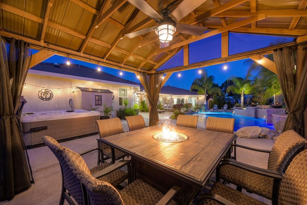 Detail Gallery Image 58 of 63 For 7527 Country Oaks Ln, Orangevale,  CA 95662 - 5 Beds | 4/1 Baths
