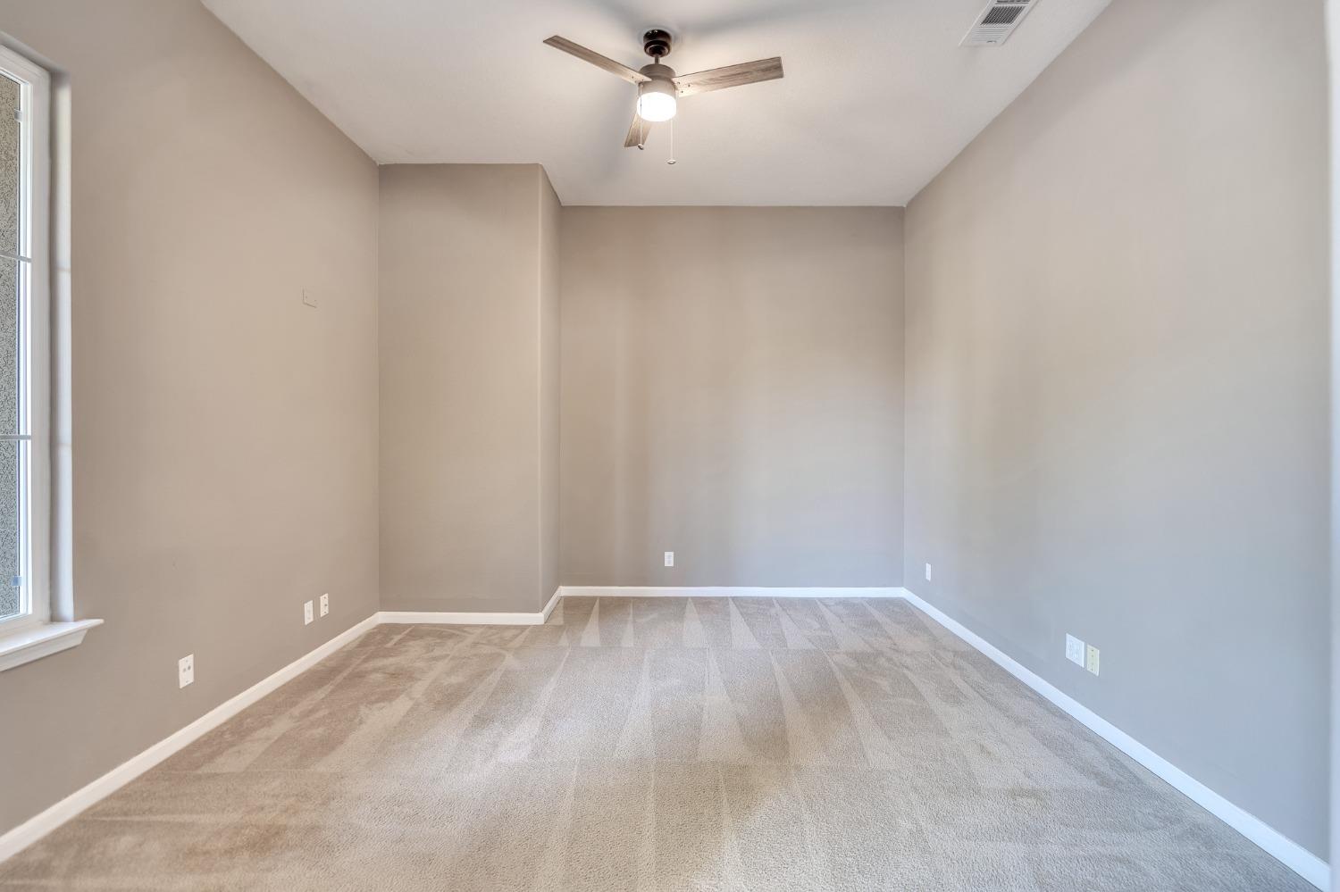 Detail Gallery Image 16 of 67 For 2196 Naples Ct, Los Banos,  CA 93635 - 3 Beds | 2 Baths