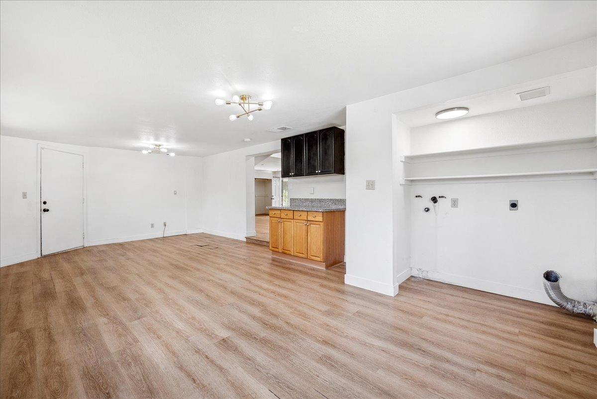 Detail Gallery Image 17 of 48 For 3845 Sunnyvale Ave, Sacramento,  CA 95821 - 4 Beds | 2 Baths