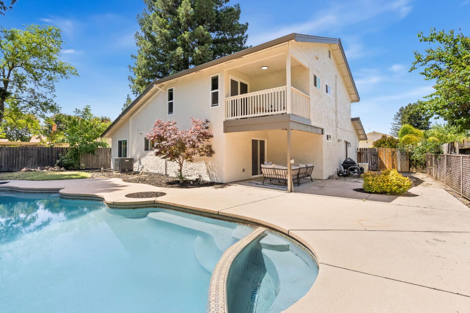 Detail Gallery Image 28 of 32 For 8044 Hoopes Dr, Citrus Heights,  CA 95610 - 3 Beds | 2/1 Baths