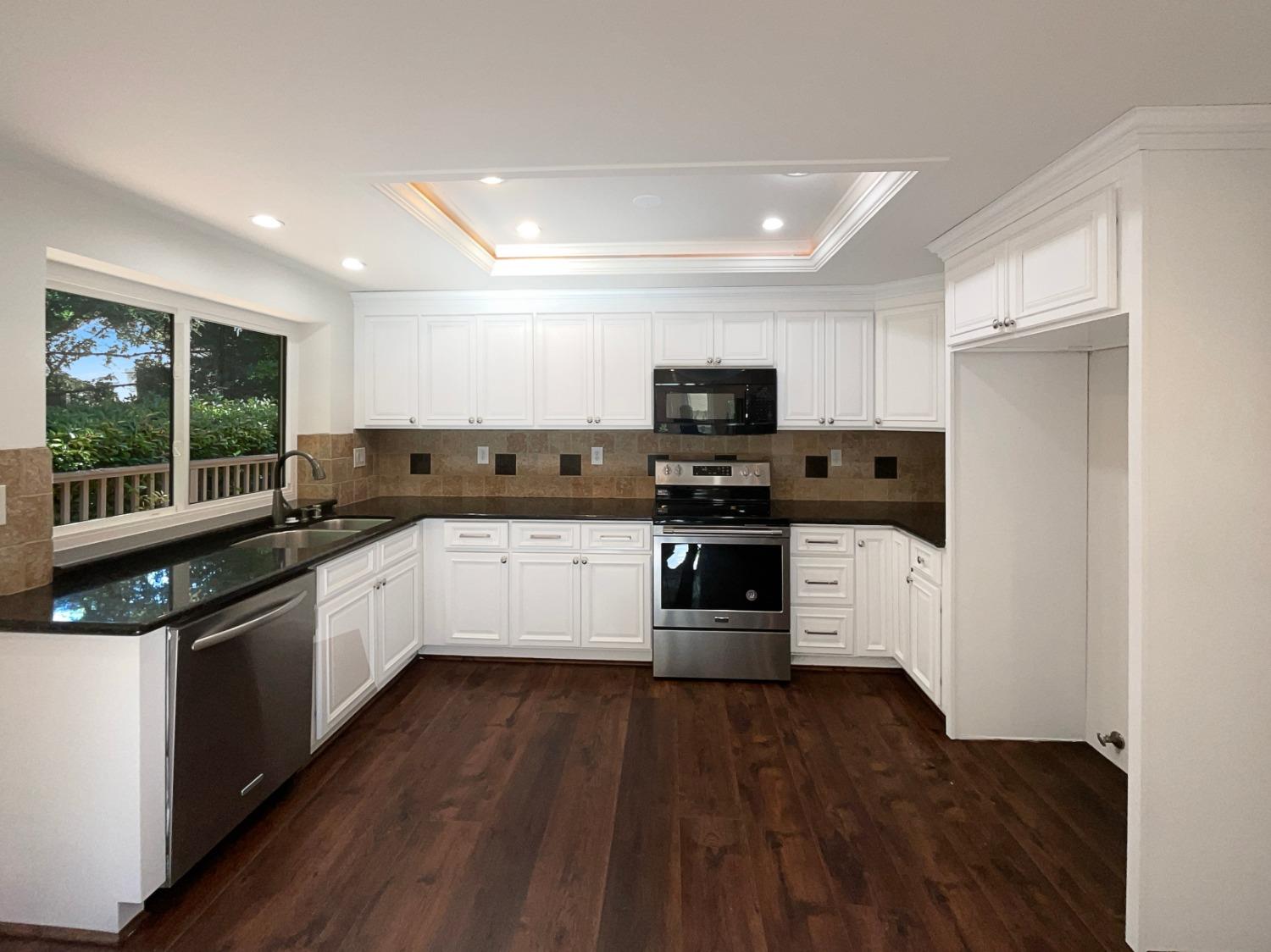 Detail Gallery Image 23 of 27 For 7031 Rancho Mirage Ct, Citrus Heights,  CA 95621 - 3 Beds | 2 Baths