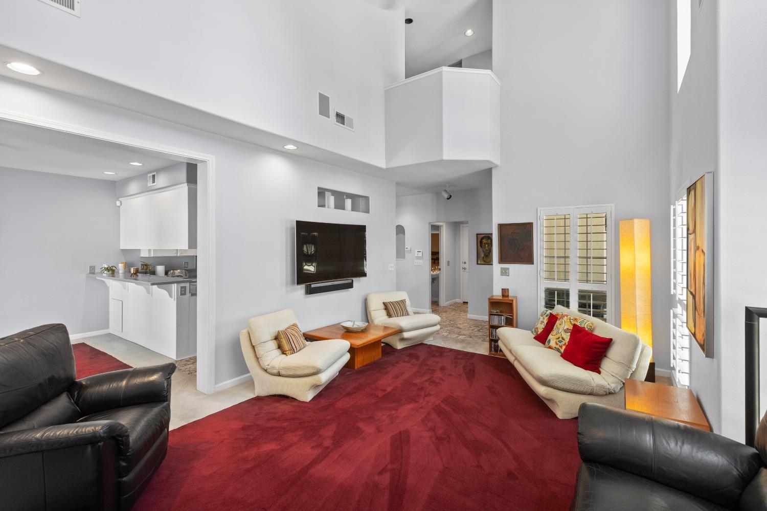 Detail Gallery Image 21 of 56 For 7805 River Village Dr, Sacramento,  CA 95831 - 3 Beds | 2/1 Baths