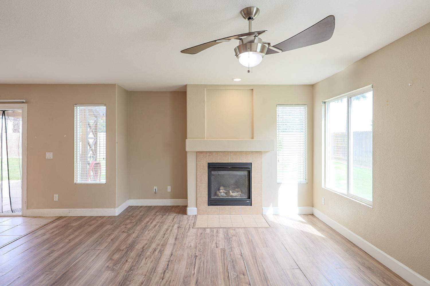 Detail Gallery Image 16 of 61 For 12485 Palisades Pl, Chowchilla,  CA 93610 - 5 Beds | 3 Baths