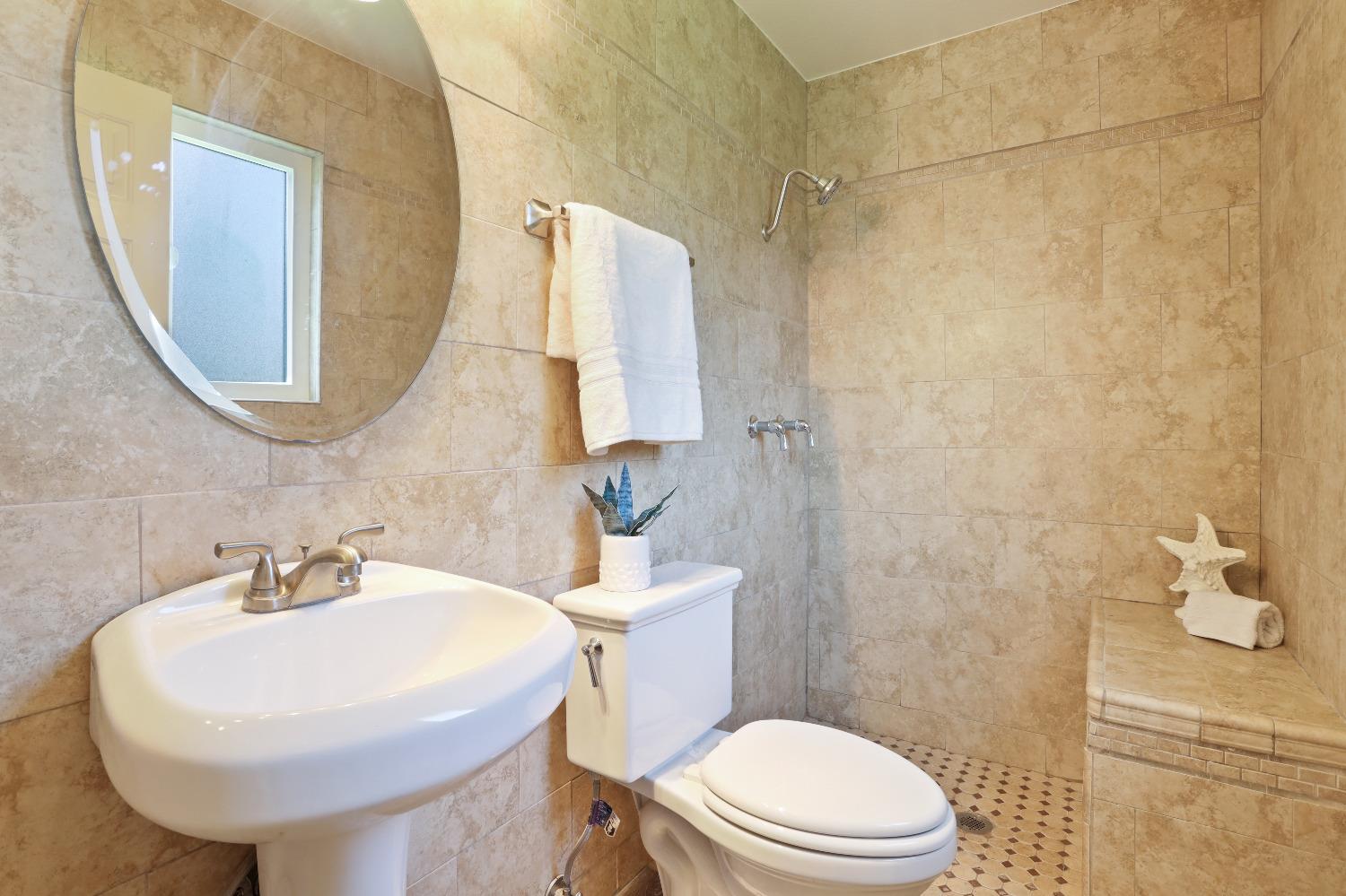Detail Gallery Image 16 of 26 For 2912 Bateman Ln, Modesto,  CA 95354 - 3 Beds | 2 Baths