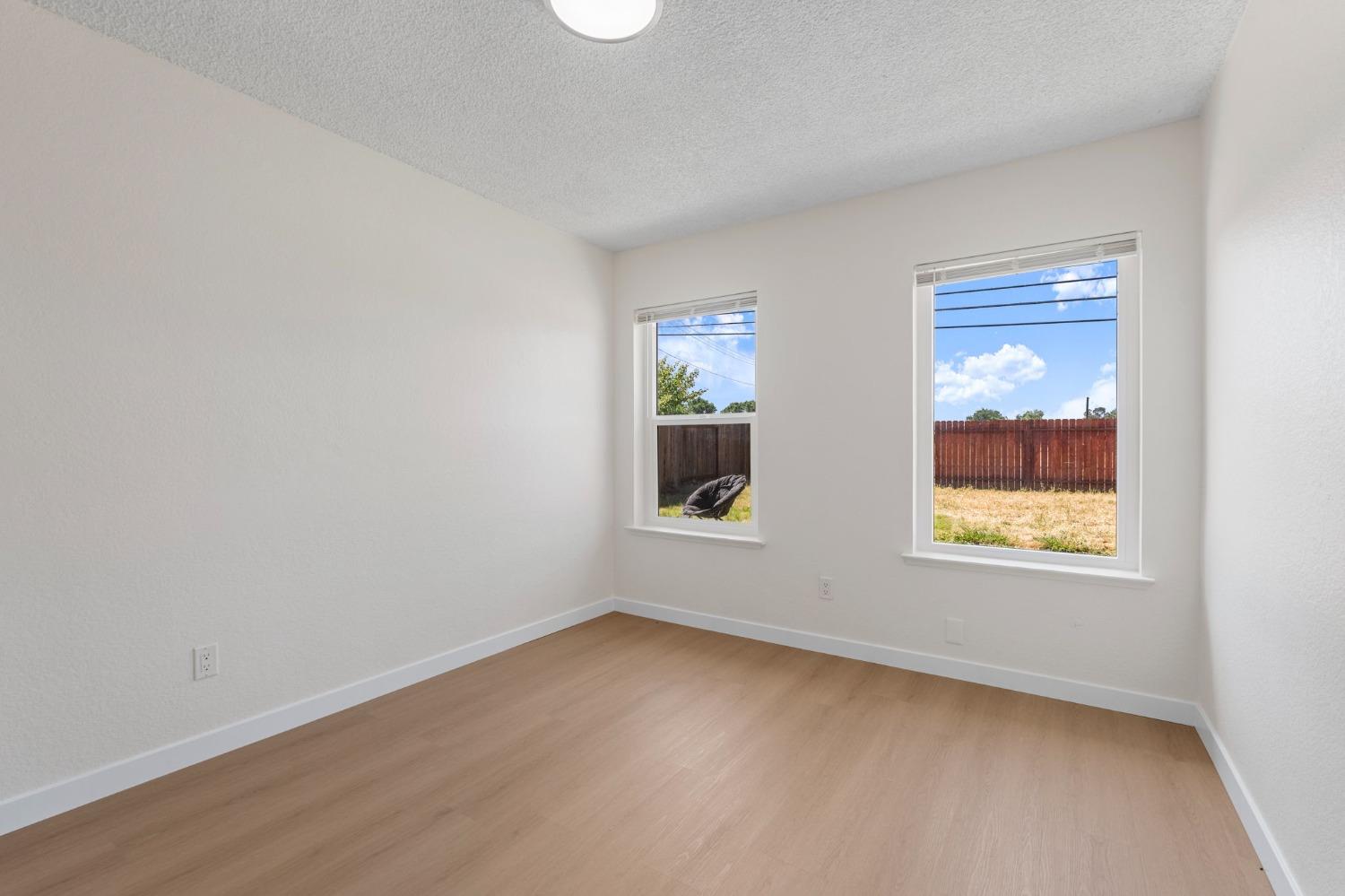 Detail Gallery Image 24 of 45 For 216 Jubilee Way, Rio Linda,  CA 95673 - 3 Beds | 2 Baths