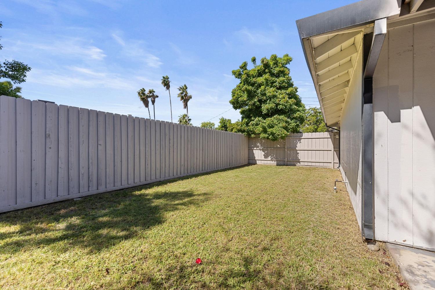 Detail Gallery Image 34 of 42 For 5224 North Ave, Carmichael,  CA 95608 - 3 Beds | 2 Baths