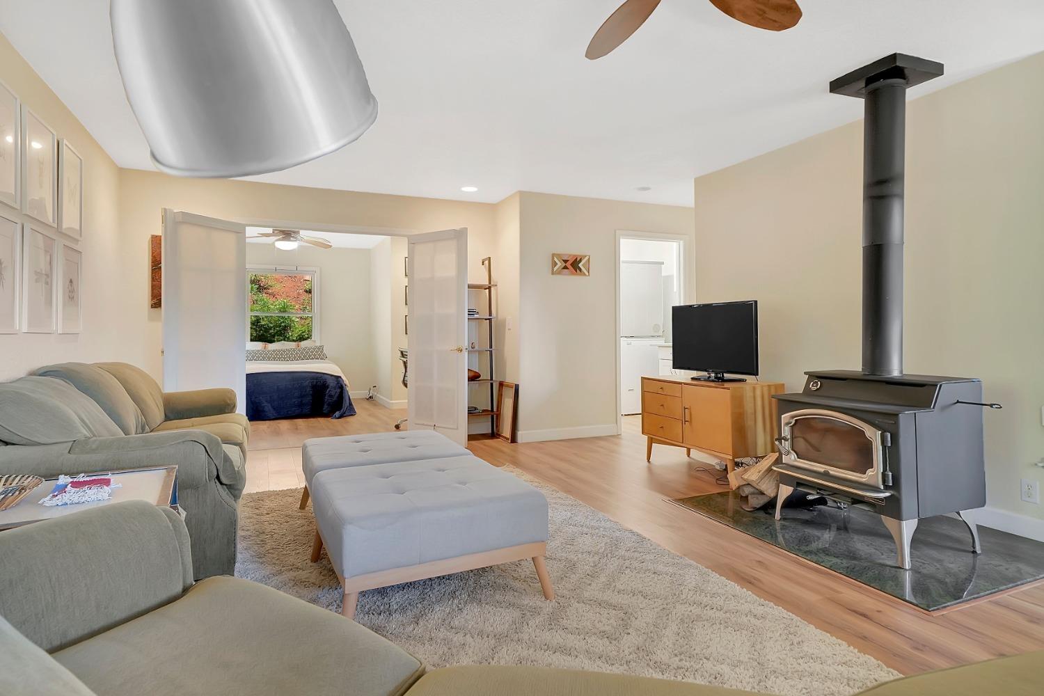 Detail Gallery Image 24 of 66 For 18720 Circle View Dr, Pioneer,  CA 95666 - 3 Beds | 3 Baths