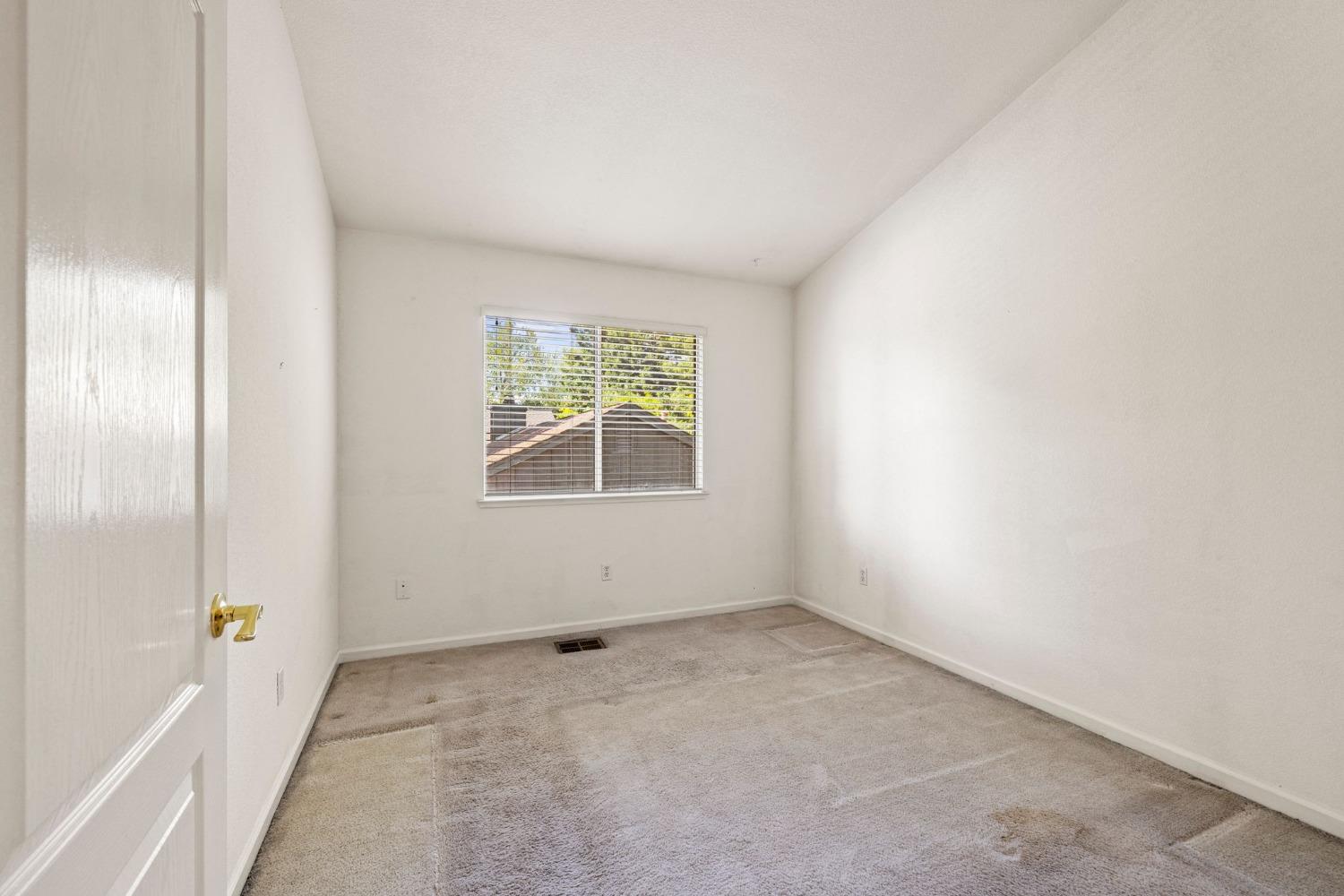 Detail Gallery Image 33 of 56 For 2936 Trigo Way, Sacramento,  CA 95833 - 3 Beds | 2/1 Baths