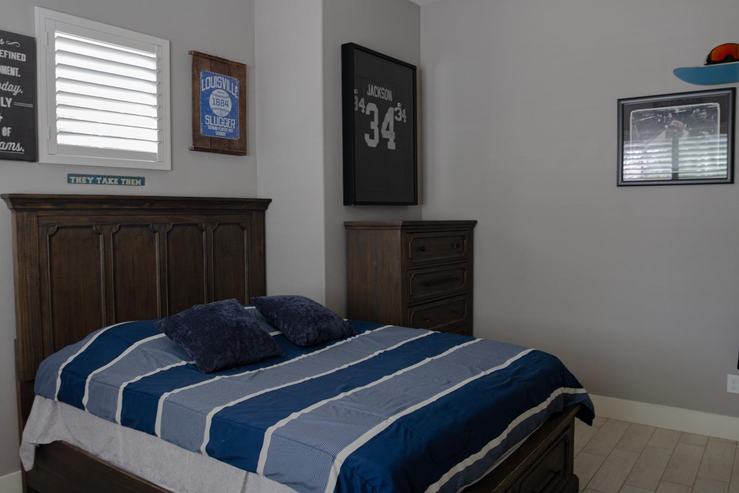 Detail Gallery Image 7 of 39 For 1731 Crystal Ct, Los Banos,  CA 93635 - 4 Beds | 2 Baths