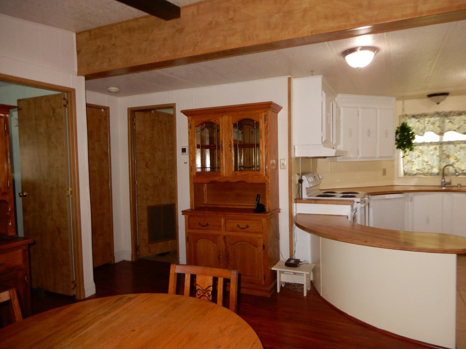 Detail Gallery Image 31 of 44 For 134 Gardenia, Sacramento,  CA 95828 - 3 Beds | 2 Baths