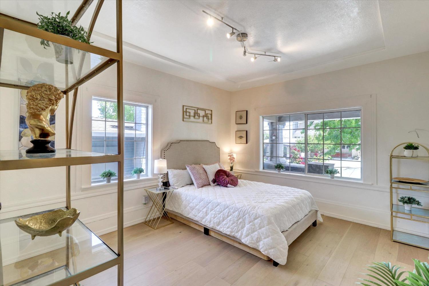 Detail Gallery Image 7 of 38 For 1412 E 32 St, Oakland,  CA 94602 - 3 Beds | 2 Baths