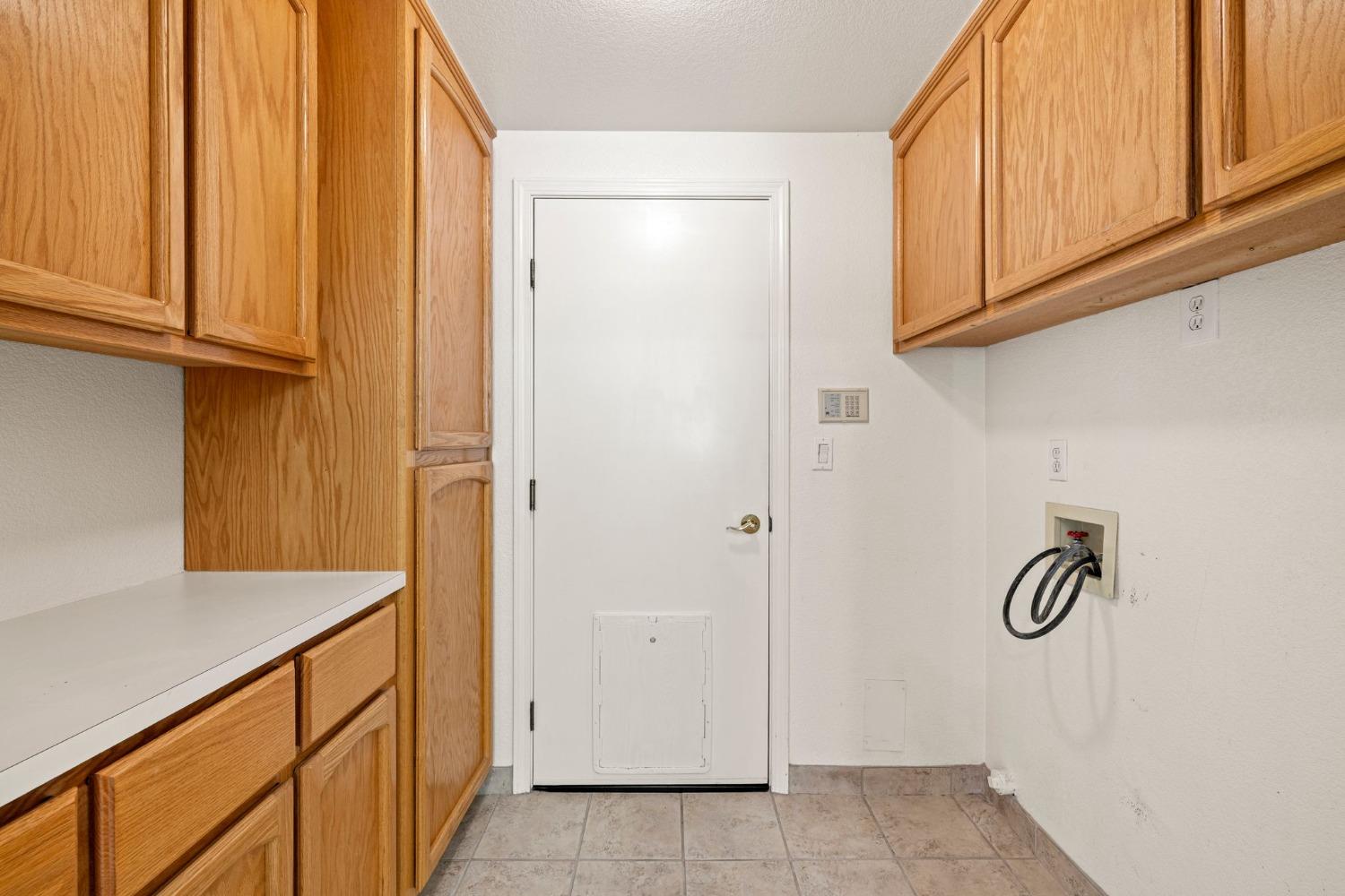 Detail Gallery Image 28 of 56 For 2936 Trigo Way, Sacramento,  CA 95833 - 3 Beds | 2/1 Baths