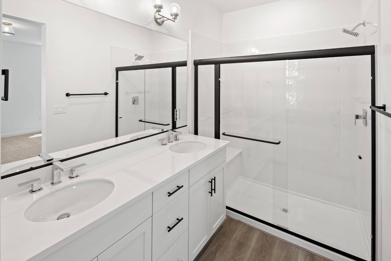 Detail Gallery Image 21 of 39 For 8636 Starburst Way, Sacramento,  CA 95823 - 4 Beds | 2/1 Baths