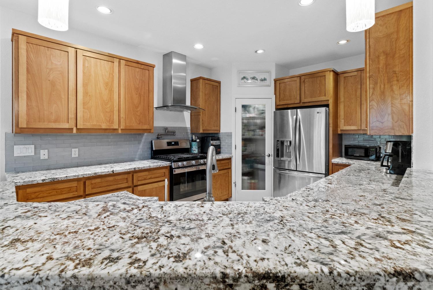 Detail Gallery Image 12 of 44 For 9593 Quail Meadow Ln, Oregon House,  CA 95962 - 3 Beds | 2 Baths