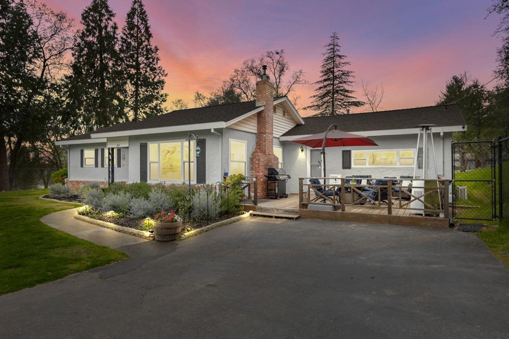 Crestview Drive, Diamond Springs, California image 2